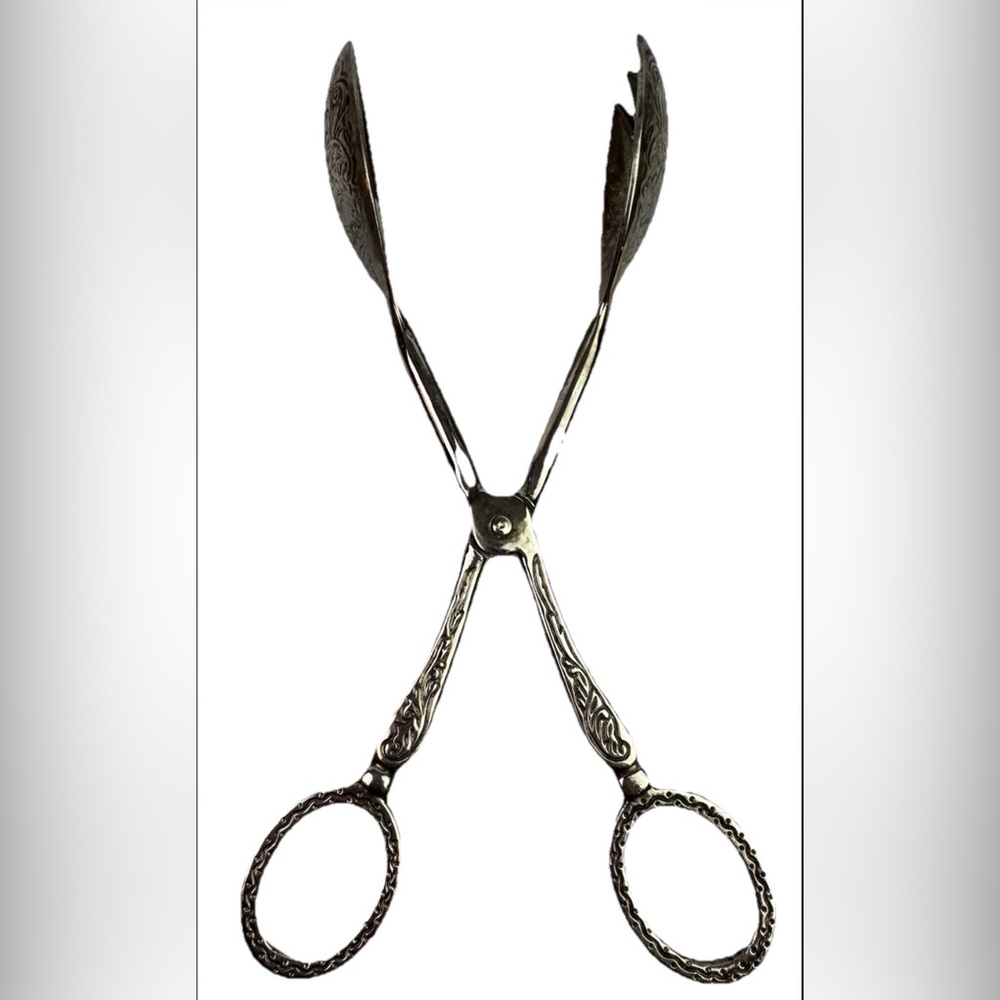 Vintage E.P. Zinc Salad Scissor Tongs Silver Plated Floral Ornate Pattern Round